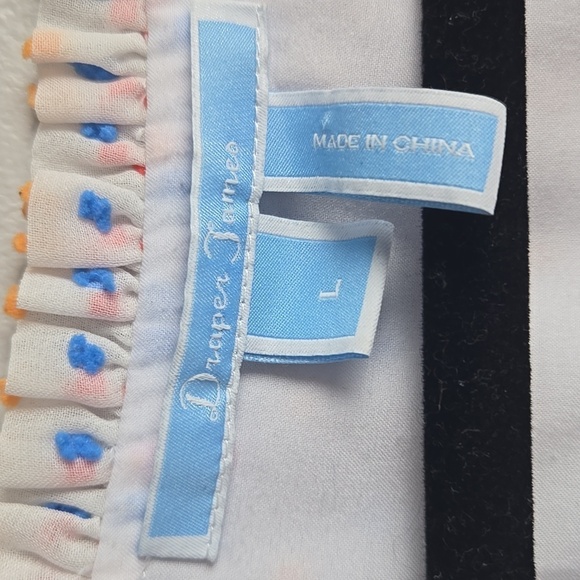 Draper James-Swiss Dot Flutter Sleeve Top in Willow White Multi-Size Large - Picture 7 of 17